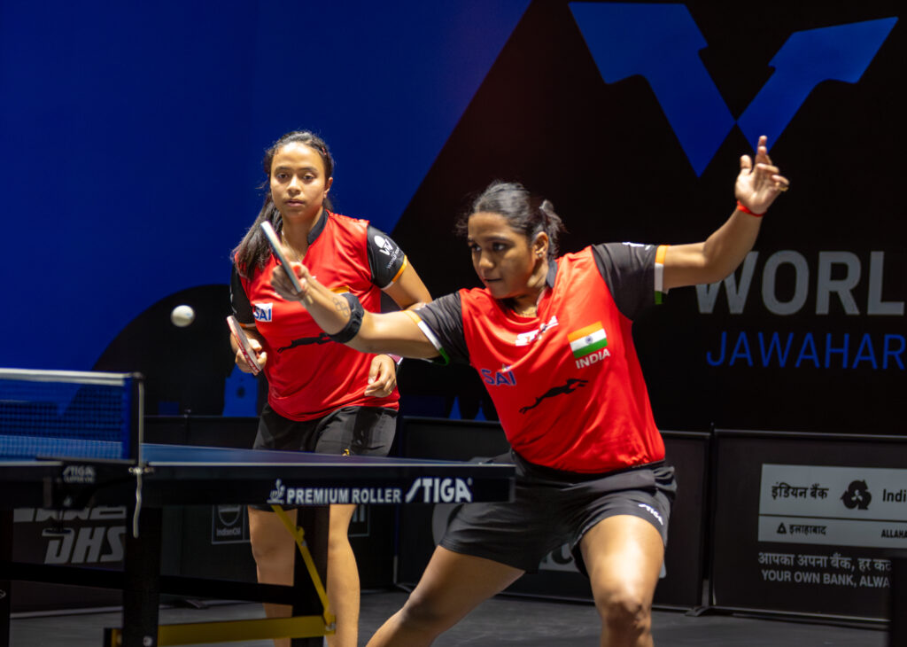 Nityamani and Radhapriya Goel with a perfect Defensive Shot 1